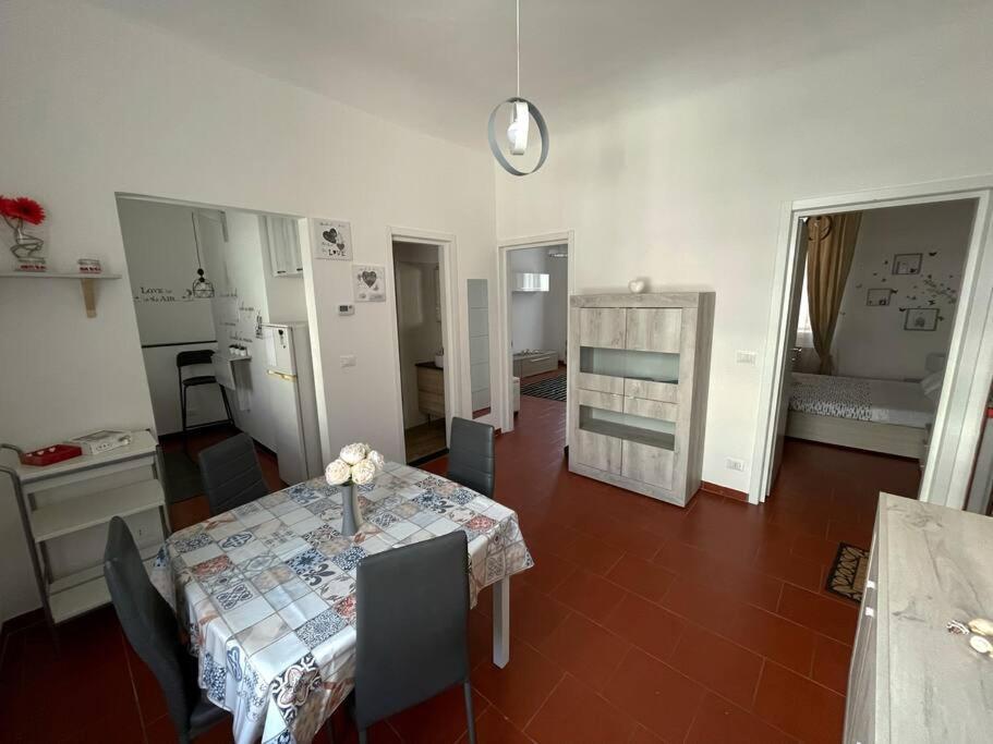 La Casa Del Mare Apartment Savona Ngoại thất bức ảnh