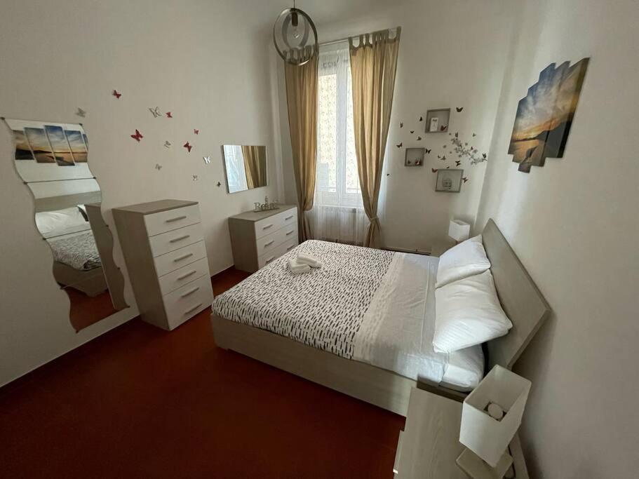 La Casa Del Mare Apartment Savona Ngoại thất bức ảnh